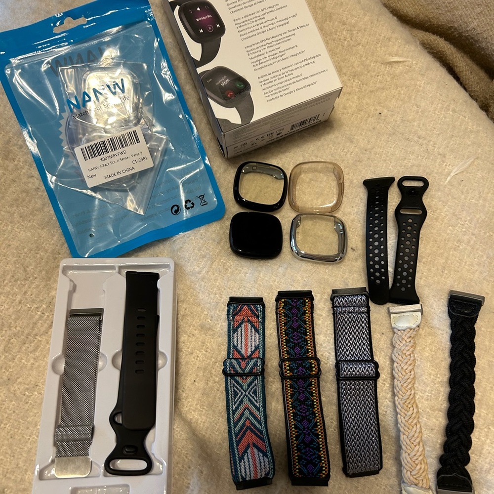 Like new Fitbit versa 3